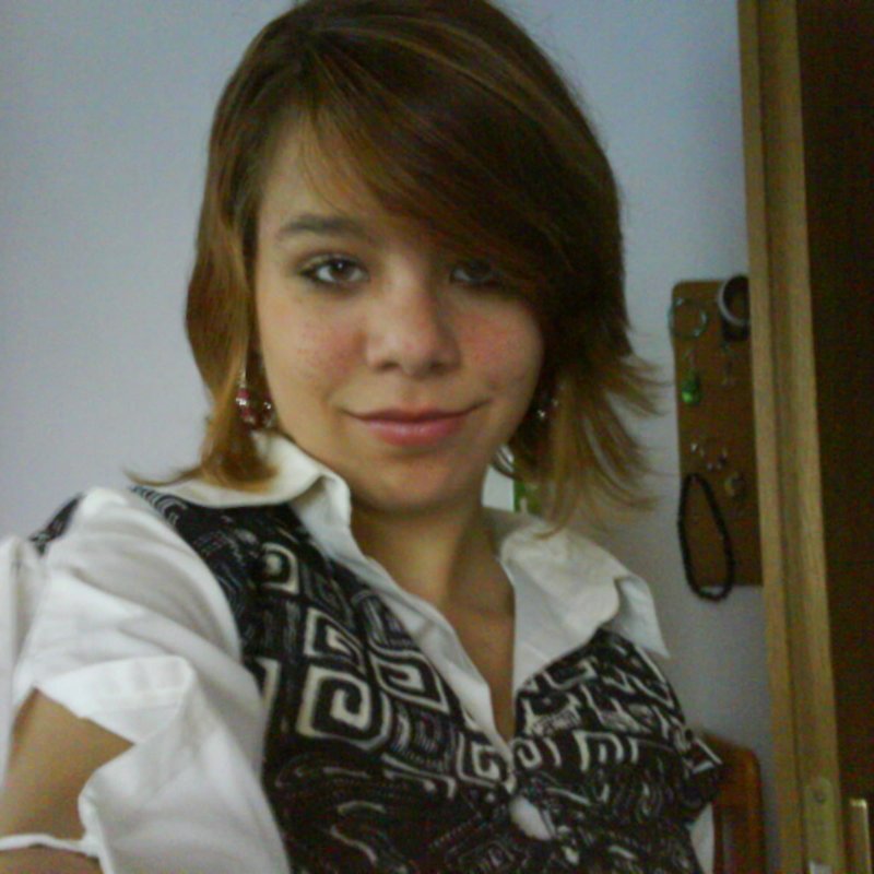 Corinne 24 Escort à Paillet
