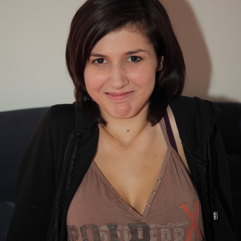 Flavie 24 Escortes Montjay