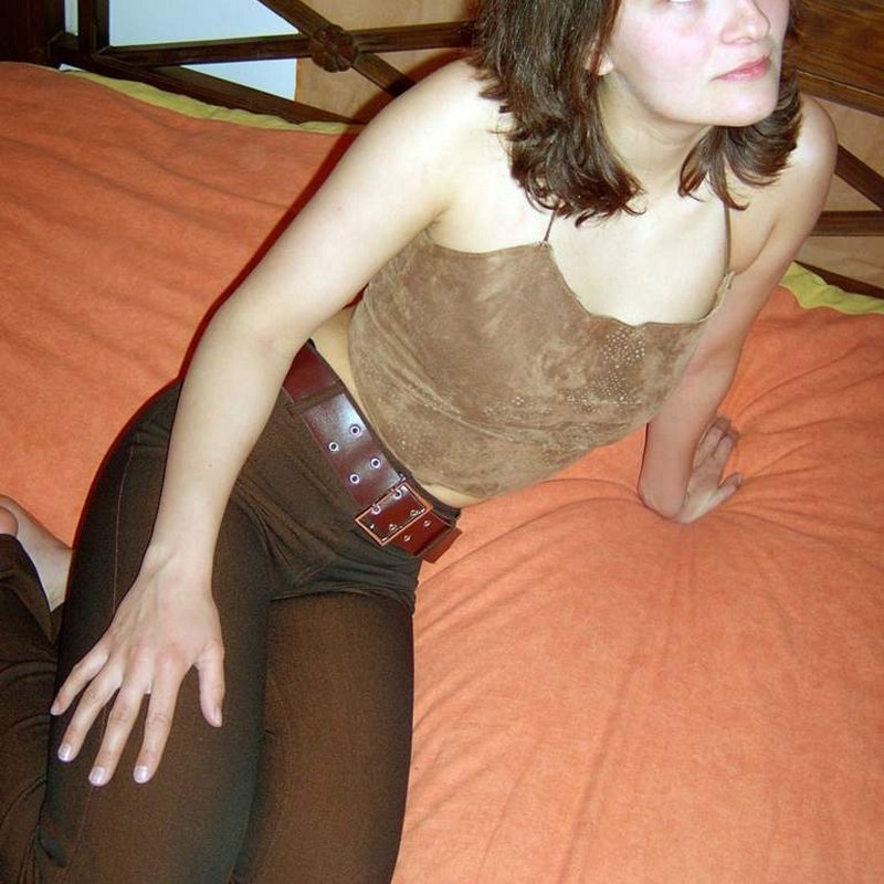 Justine 21 Escort Brélévenez