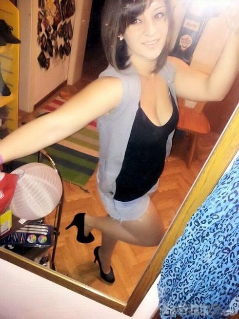 Jeanine 22 Escort Wasquehal