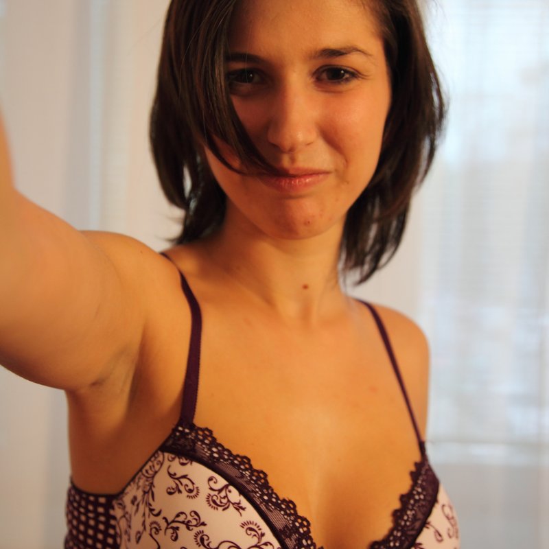 Arnaude 31 Escort Ippling
