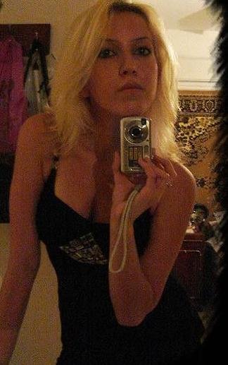 Christianne 28 Escort Ploaré