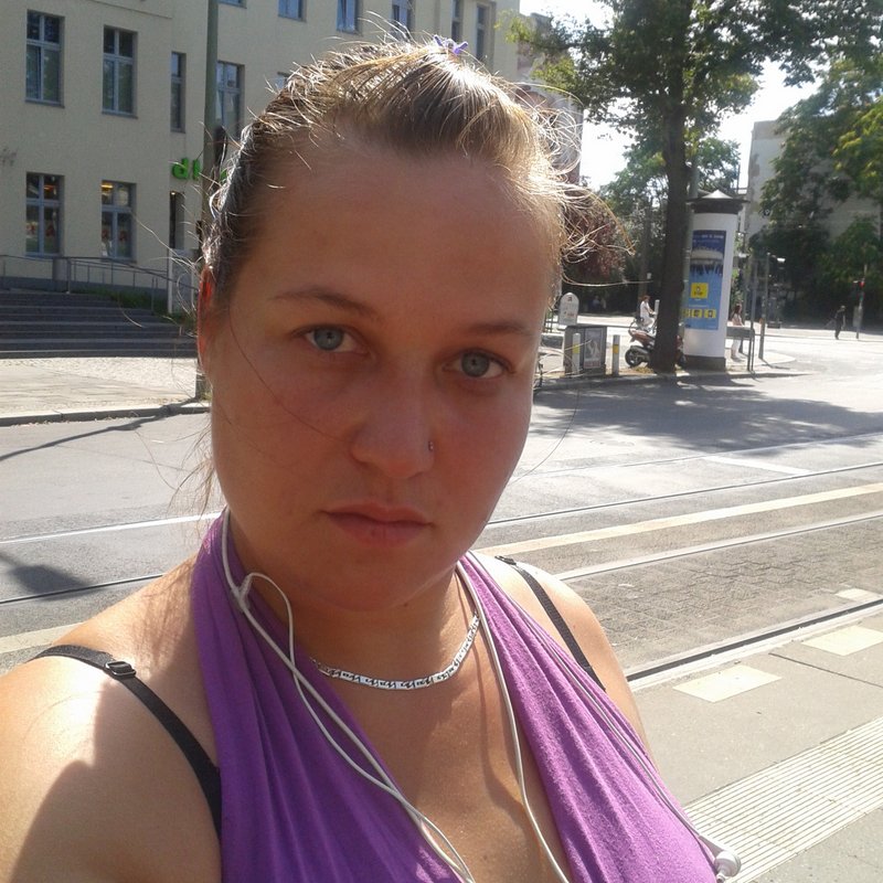 élodie 26 Escort Saint-Martin-le-Noeud